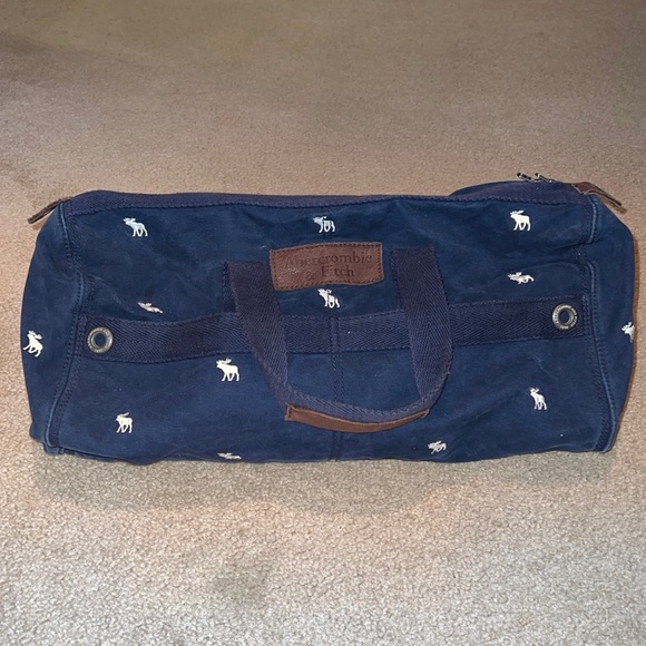 Navy Duffle Bag / Navy Weekender Bag - Picture 1 of 5